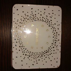 Becca x Jaclyn Hill palette